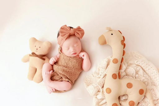 广州包生男孩的试管医院宝宝为什么揉眼睛